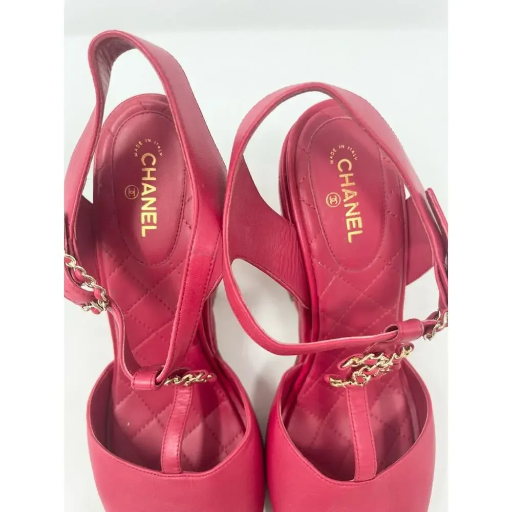 Chanel Interlocking CC Quilted Sandal Logo Red Pink Leather size 42 EU 11 US